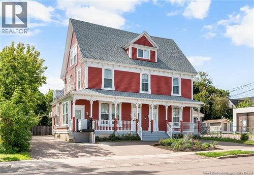 98 Botsford St, Moncton, NB, E1C4X3 | Card Image