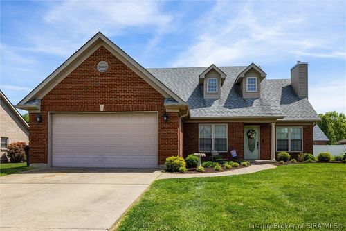 4013 Decker Ct, Sellersburg, IN, 47172-9259 | Card Image