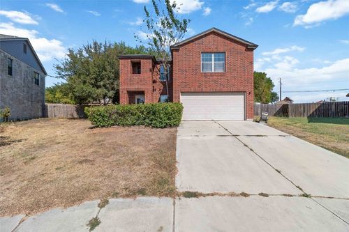209 Cazador Dr, San Marcos, TX, 78666-6864 | Card Image