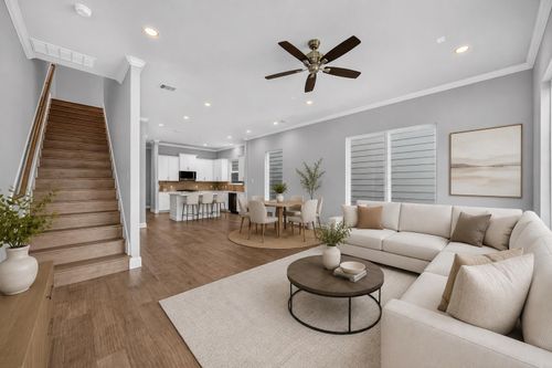 5672 Nolda St, Houston, TX, 77007 | Card Image