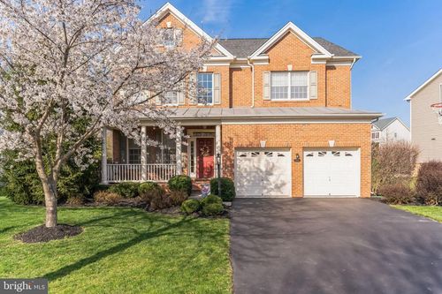 5793 Waterloo Bridge Cir, HAYMARKET, VA, 20169-8117 | Card Image