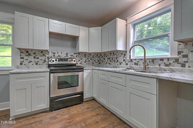 21209 Lime Hill Rd, House other with 4 bedrooms, 2 bathrooms and null parking in Bristol VA | Image 52