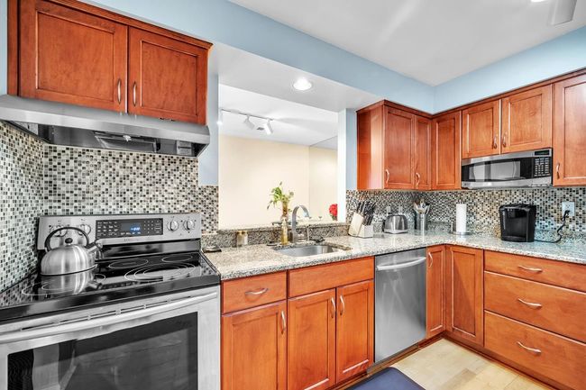 Kitchen | Image 6