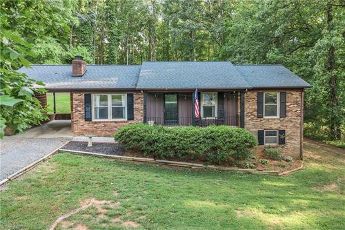 206 Laura Rd, Madison, NC, 27025-8116 | Card Image