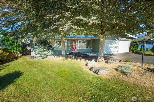 2500 167th Place Ne, Bellevue, WA, 98008 | Card Image