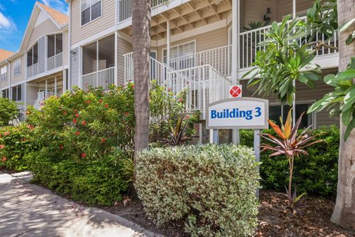 325-850 S Tamiami Trl, SARASOTA, FL, 34236-7844 | Card Image
