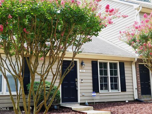 10 Crystal Oaks Ct, Durham, NC, 27707-9789 | Card Image