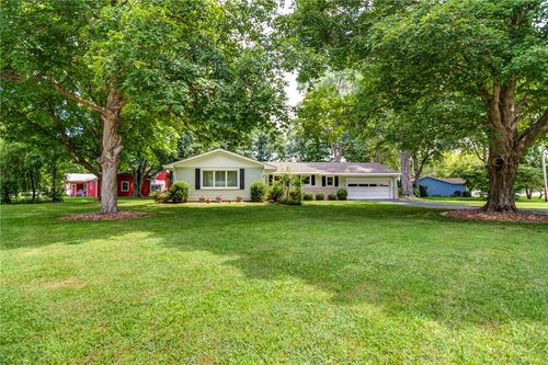 630 Montgomery Ln, Decatur, IL, 62526-1278 | Card Image
