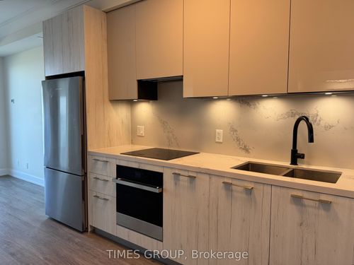 2802-8 Water Walk Dr, Unionville, ON, L3R6L4 | Card Image