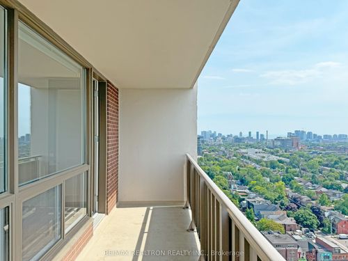 1712-666 Spadina Ave, Toronto, ON, M5S2H8 | Card Image