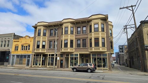 526 W National Ave, MILWAUKEE, WI, 53204-1767 | Card Image
