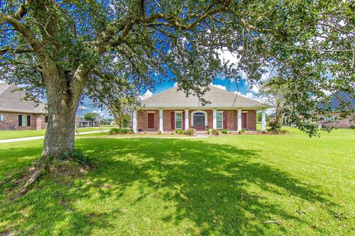 216 Joshua Reed Dr, Houma, LA, 70360-8929 | Card Image
