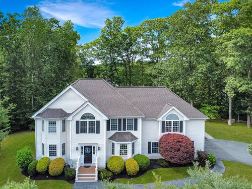 18 Maple Ridge Rd, Methuen, MA, 01844-4166 | Card Image