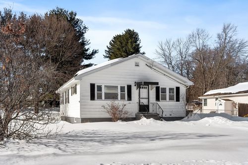 154 New Boston Rd, Dracut, MA, 01826-2567 | Card Image