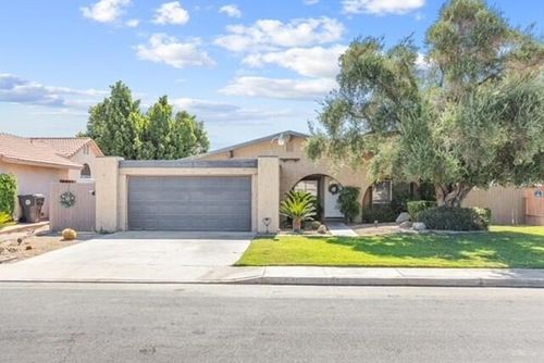 45690 Capistrano St, Indio, CA, 92201-3820 | Card Image