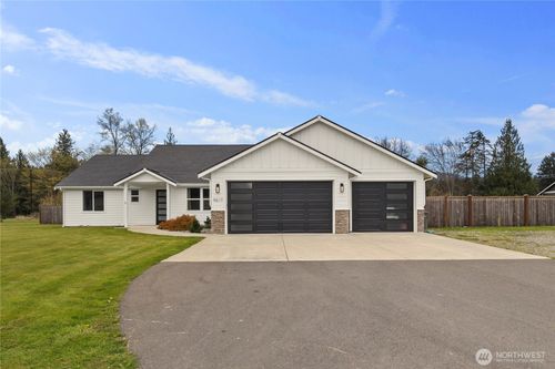 9617 251st Pl Ne, Arlington, WA, 98223-6747 | Card Image