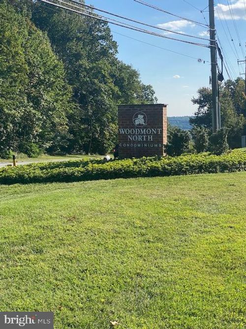 b-16-300 Winding Way, DOWNINGTOWN, PA, 19335-3277 | Card Image