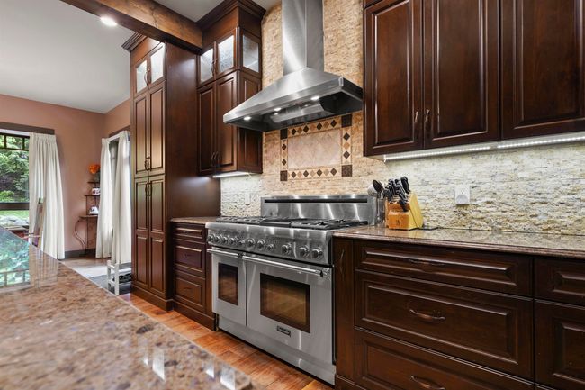 27714 Aspen Pl, House other with 5 bedrooms, 5 bathrooms and 8 parking in Maple Ridge BC | Image 12