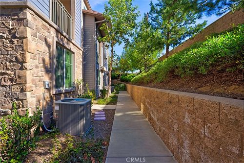 unit-101-609 Savi Dr, Corona, CA, 92878-4101 | Card Image