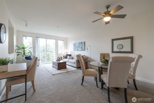 unit-b402-13301 Se 79th Pl, Newcastle, WA, 98059-3270 | Card Image