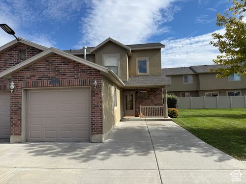 2462 Charleston Ave, Harrisville, UT, 84414-2392 | Card Image