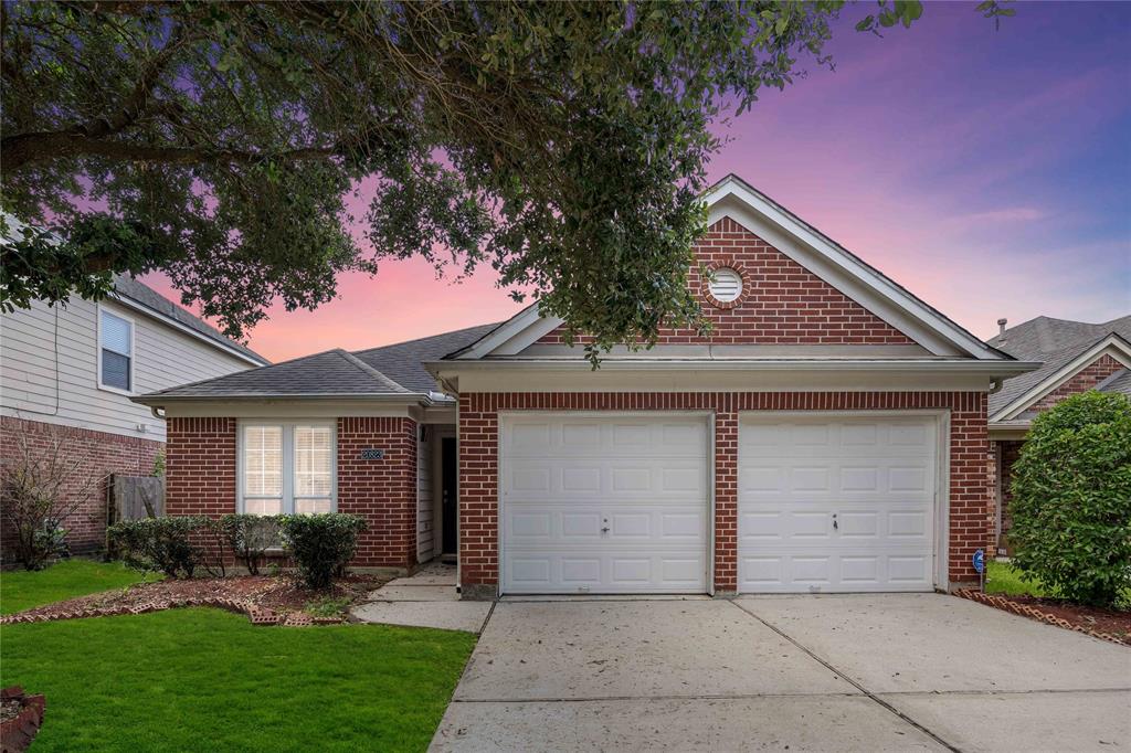 Balmoral Glen Ln, Katy, TX 77449