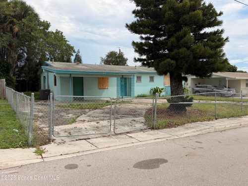 1322 W 26th St, Riviera Beach, FL, 33404-4155 | Card Image