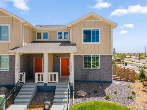 24116 E 53rd Dr, Aurora, CO, 80019-3885 | Card Image