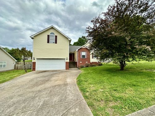 942 Cobbler Dr, Clarksville, TN, 37040-2895 | Card Image