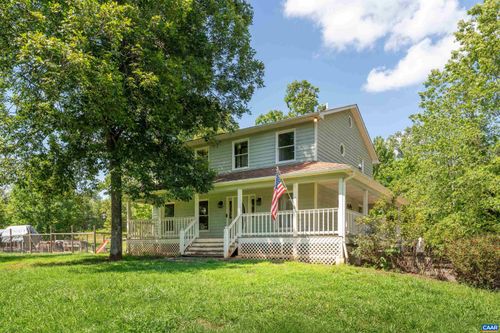 3172 Rock Island Rd, Scottsville, VA, 24590-5218 | Card Image
