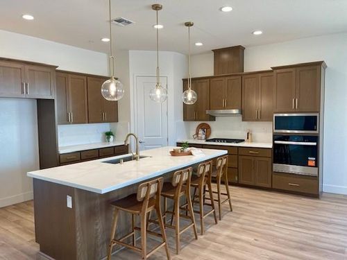 9105 Black Opal Cir, Roseville, CA, 95747-6782 | Card Image