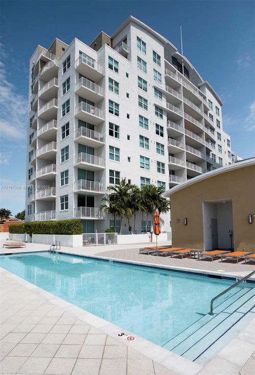 1003-3180 Sw 22nd Ter, Miami, FL, 33145-3106 | Card Image