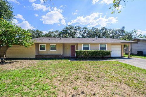 706 Inez St, Beeville, TX, 78102 | Card Image