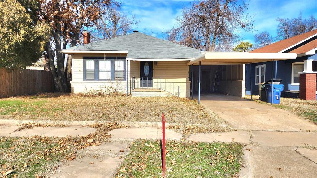Texas Ave, Chickasha, OK 73018