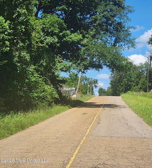 3210 Forest Avenue Ext, Jackson, MS, 39213-8124 | Card Image
