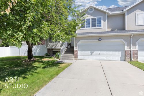 561 E Thatcher Way, Midvale, UT, 84047-4624 | Card Image