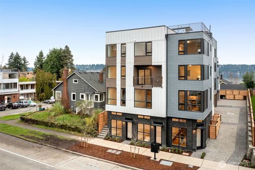 4406 B 50th Ave S, Seattle, WA, 98118 | Card Image