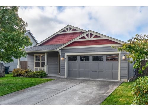 411 Stepping Stone St, Kalama, WA, 98625-9542 | Card Image