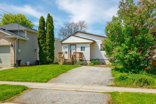 15 Concord Avenue, St Catharines, ON, L2M5N5 | Card Image