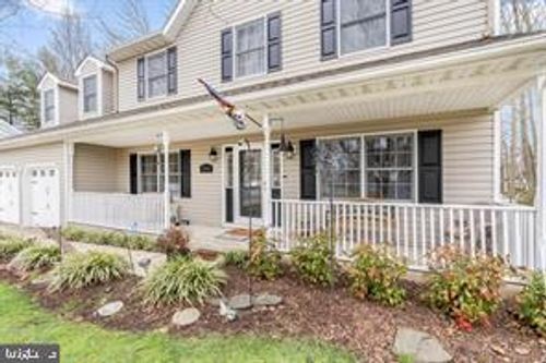 104 Red Oak Dr, Dover, DE, 19904-2300 | Card Image