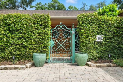 425 Ponce De Leon Blvd, Belleair, FL, 33756-1439 | Card Image