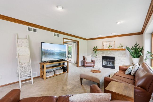W151N10146 Windsong Circle, House other with 3 bedrooms, 2 bathrooms and null parking in GERMANTOWN WI | Image 11