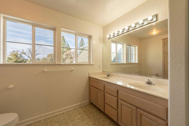 10246 Ranch Rd, House other with 4 bedrooms, 3 bathrooms and null parking in Rough And Ready CA | Image 47