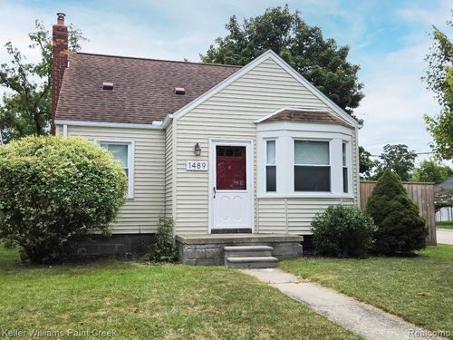 1489 West Blvd, Berkley, MI, 48072-2083 | Card Image