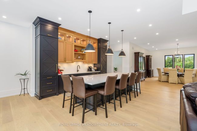6089 First Line, House other with 7 bedrooms, 6 bathrooms and 20 parking in Orton ON | Image 6