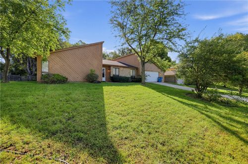 6636 Portrait Drive, Dayton, OH, 45415 | Card Image