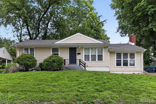 6814 Frostview Ln, Saint Louis, MO, 63134-1104 | Card Image