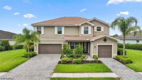 2392 Fallglo St, Naples, FL, 34120-5336 | Card Image