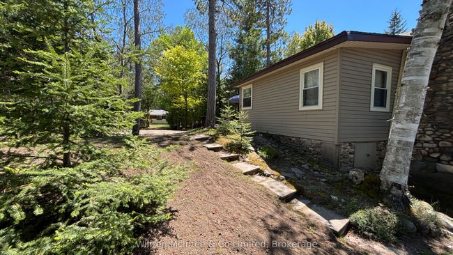 81 Thompson Ave, House other with 3 bedrooms, 1 bathrooms and 2 parking in Southampton ON | Image 5