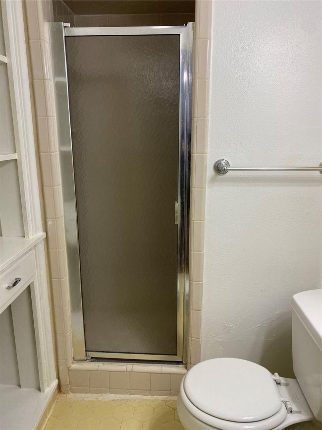 421 Frances Way, House other with 2 bedrooms, 2 bathrooms and null parking in Richardson TX | Image 15